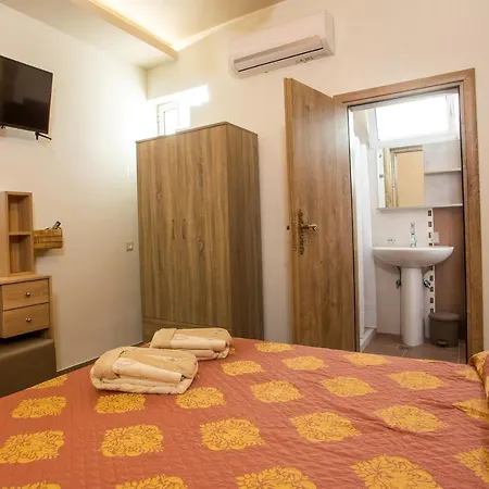 Errik Luxury House Semesterbostad *