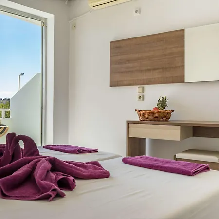 Hotel Stamos 2*