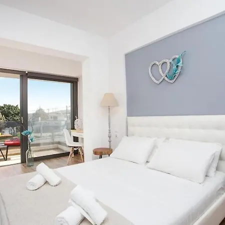 Apartamento Nitsa *