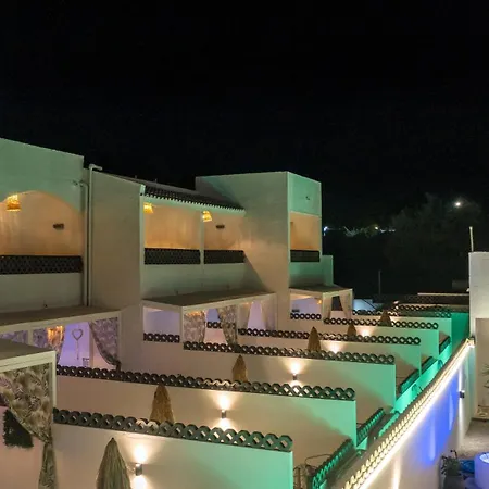Ladikos Garden Hotel 2*