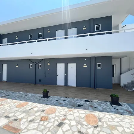 Family House Khách sạn hẻo lánh 2*