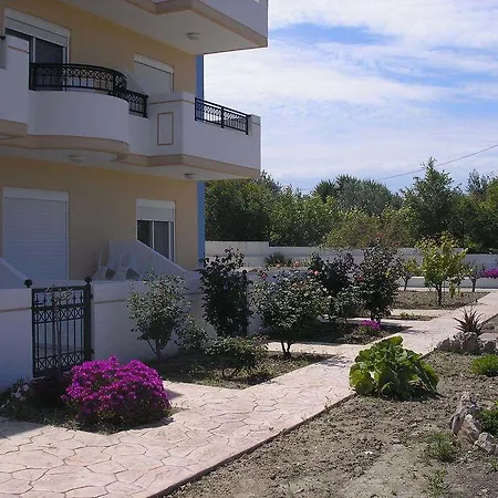 Nephele Apartamento
