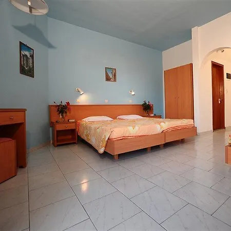 George Apartahotel 2*