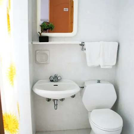 Vista Apartment *