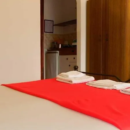 Roseberry Khách sạn hẻo lánh 2*