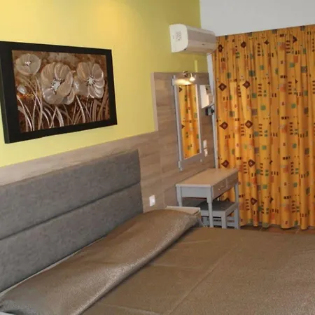 Hotel apartamentowy Melody 2*
