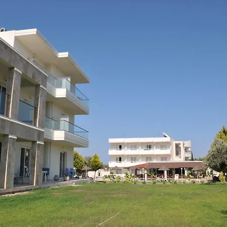 Aparthotel Evita 3*