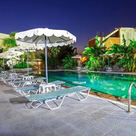 Vickys Aparthotel 2*