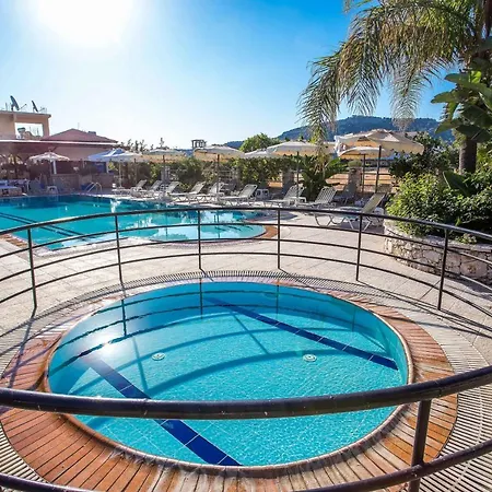 Vickys Aparthotel