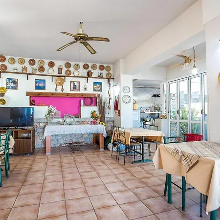 Aparthotel Vickys Faliraki