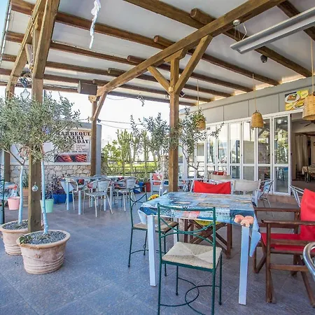Aparthotel Vickys Faliraki