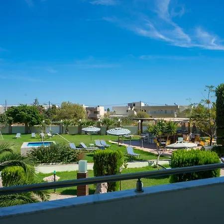 Hotel Stamos