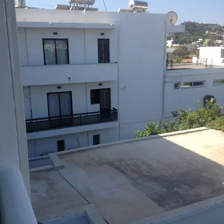 Manos Hotel
