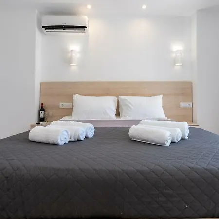 Huoneistohotelli Bivalvia Faliraki
