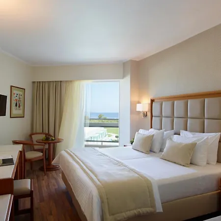 Hotel Apollo 4*
