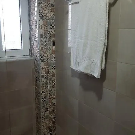 Apartment Theti *