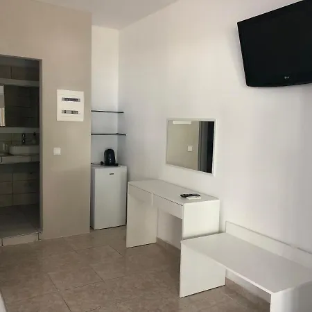Sotiris Apartment *