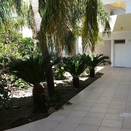 Summer Days Aparthotel 3*