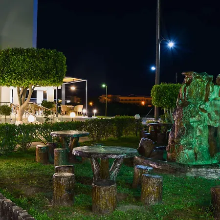 Tsampika Hotel 3*