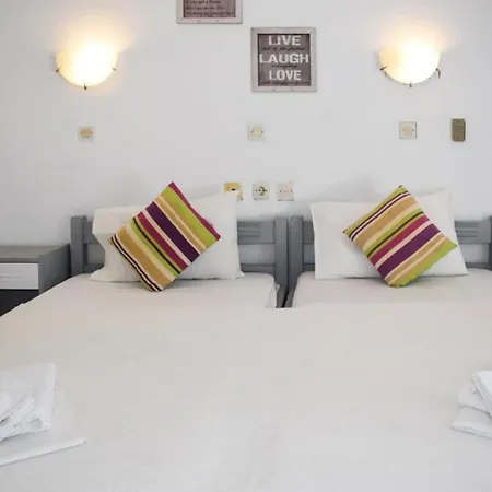 Aparthotel White Palace 2*