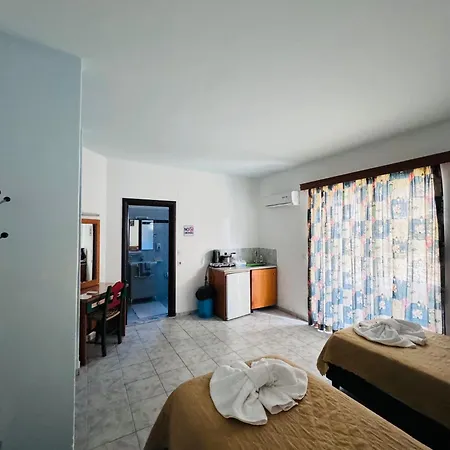 Khách sạn hẻo lánh Sunnysun 3*