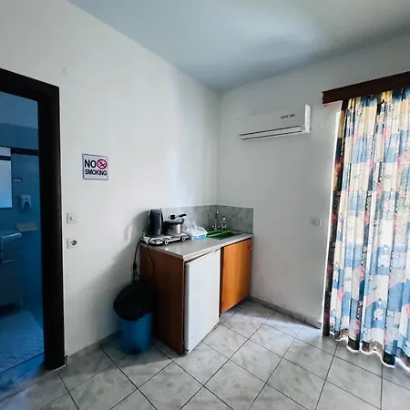 Khách sạn hẻo lánh Sunnysun
