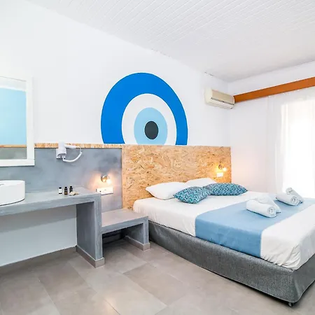 Aparthotel Tinas Plus Hotel