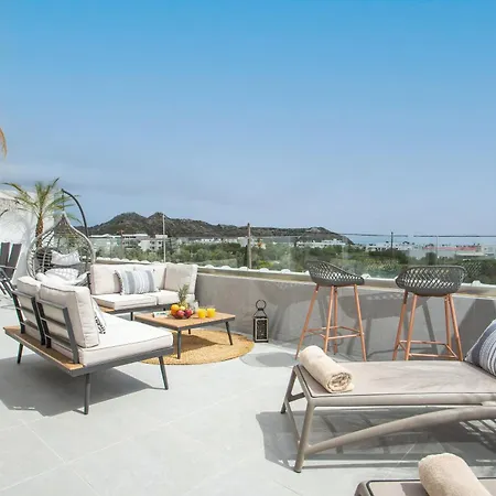 Jns Premium Roof Jacuzzi Apartament *