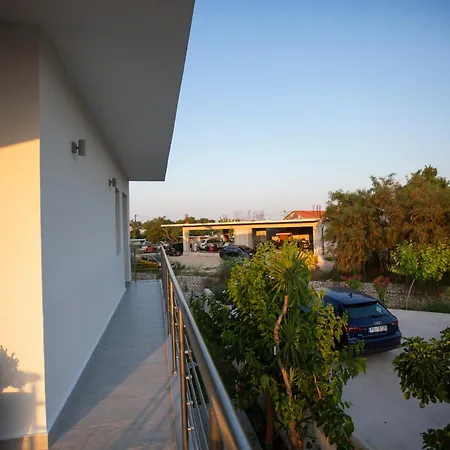 Reni Apartamento *