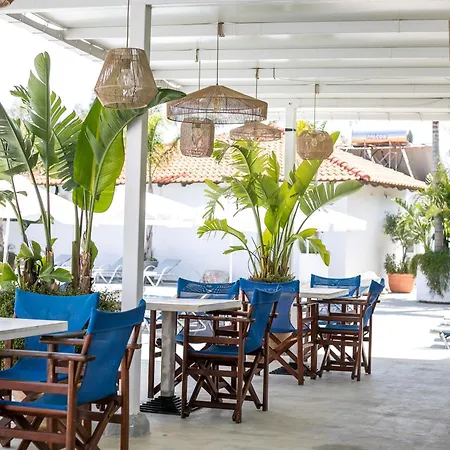 Tinas Plus Hotel Aparthotel 2*
