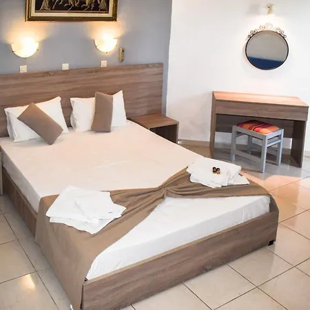 White Palace Aparthotel 2*