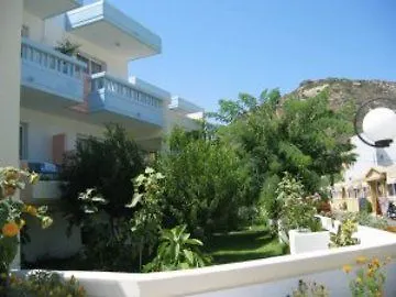 Khách sạn hẻo lánh Irinna Faliraki
