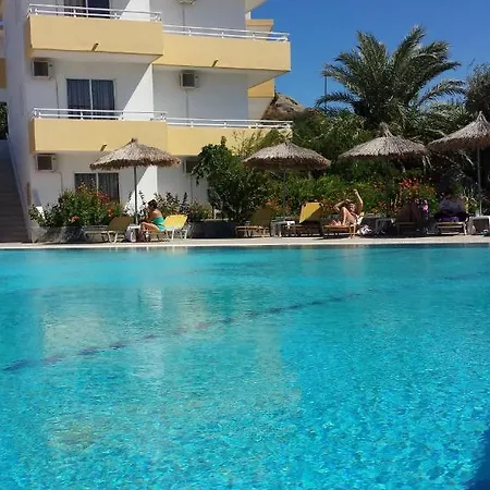 Summer Days Aparthotel
