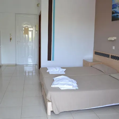 Aparthotel White Palace 2*