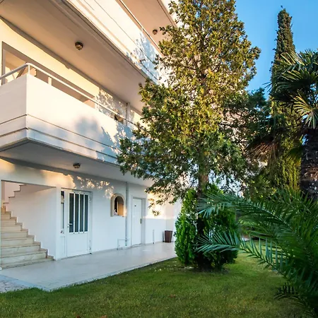 Hotel Mike's House 2*