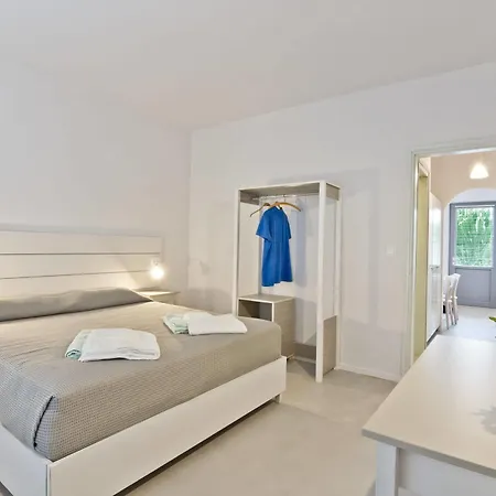 Apart Otel Break Rhodes