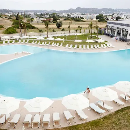 Evita Hotel 4*