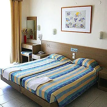 Khách sạn hẻo lánh Irinna Faliraki