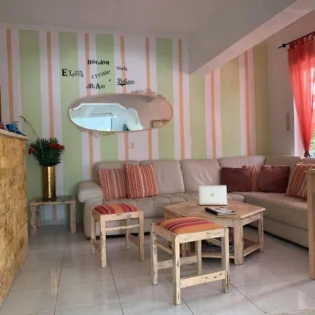White Palace Aparthotel 2*