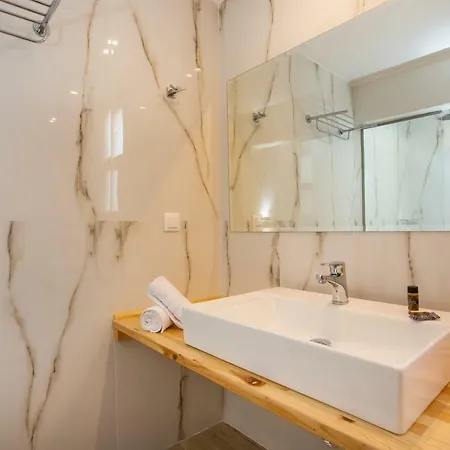 Avi Suites 2 Căn hộ Faliraki