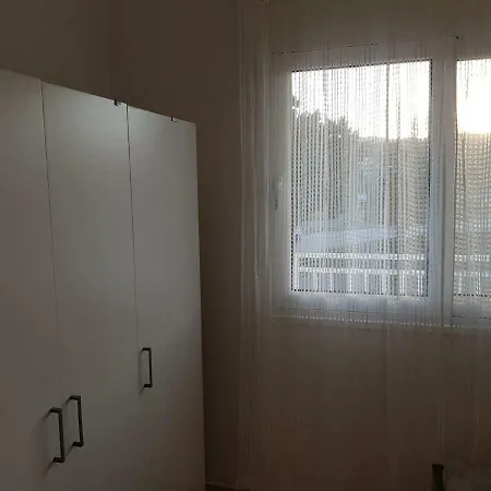 Apartment Theti *