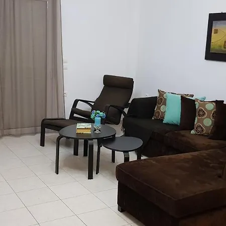 Apartment Theti