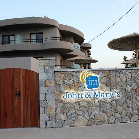 Aparthotel John Mary 3*
