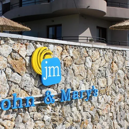 John Mary Aparthotel