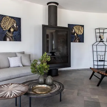 Pristine Seaview , With 5-star Access Villa