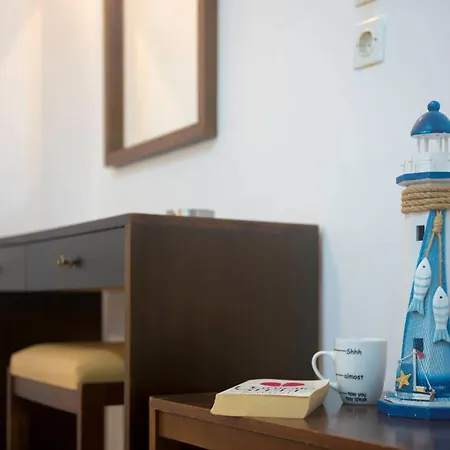 Antonios Aparthotel 3*