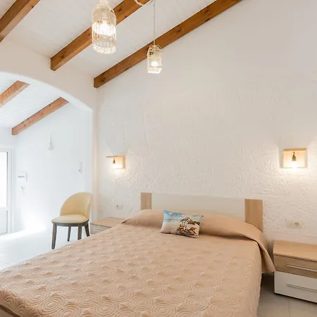 Bivalvia Aparthotel