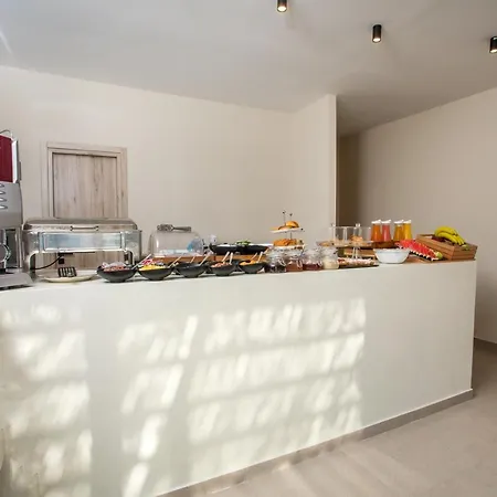 Hotel Atma & 3*