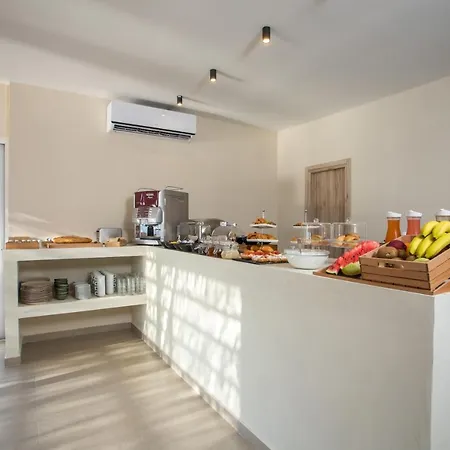 Hotel Atma &