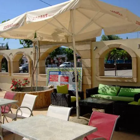 Antonios Aparthotel